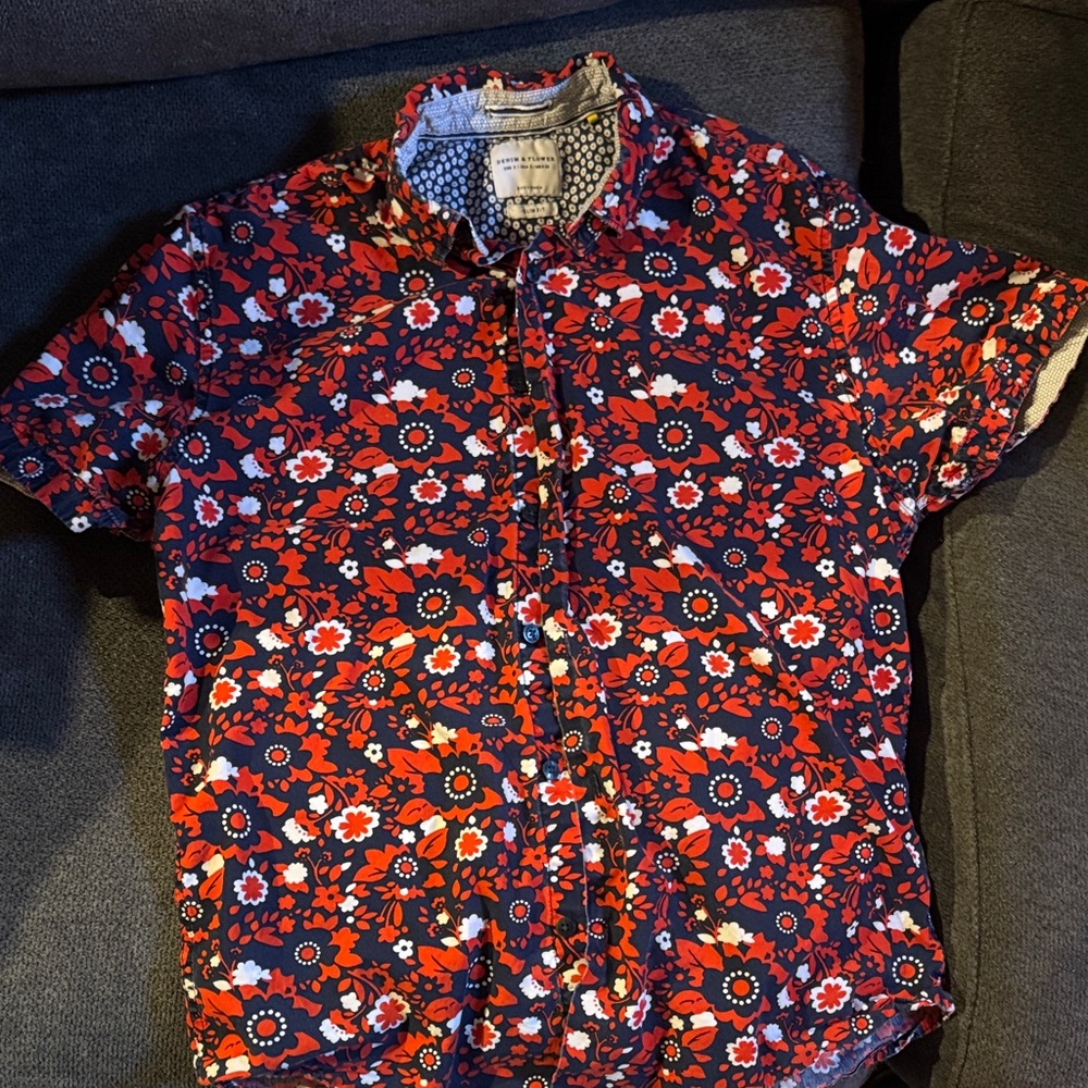 Men’s denim and flower floral button up